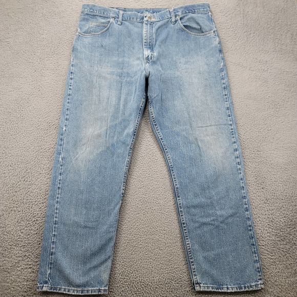 Wrangler Jeans Mens 40x30 Blue‎ Denim Straight Relaxed Fit 9T701VR Light Wash - Picture 1 of 12